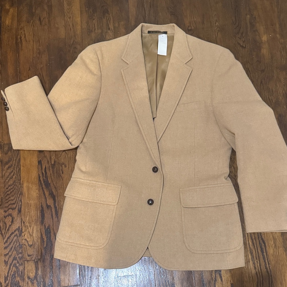 Sakowitz Christopher Clarlton 100%Camels HairTan Blazer with Button Closure